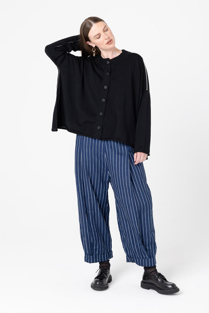 Fine Line Cardigan | Black