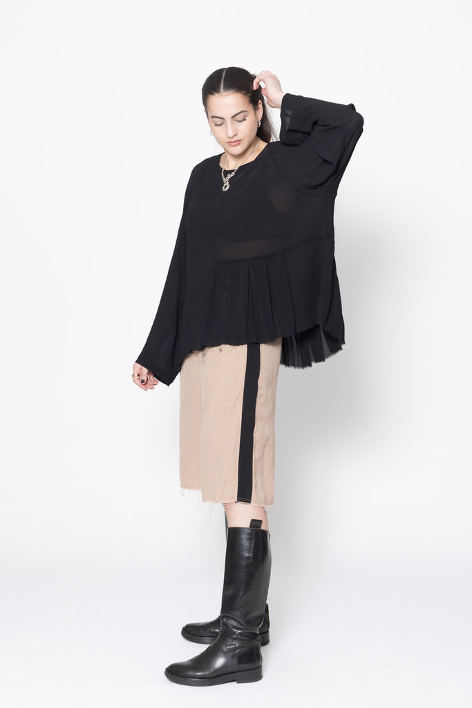 Sting Sweater | Black