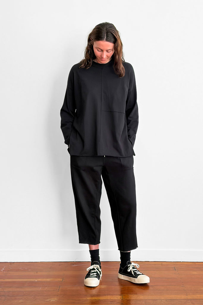 Growth Sweater | Black