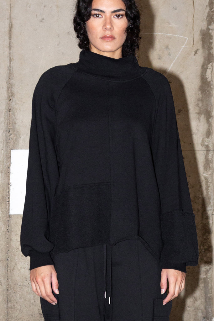 Grounded Sweater | Black