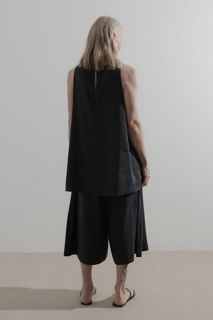 Long Line Short | Black Silk Linen - Company Store