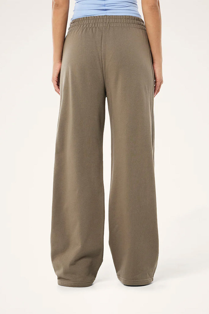 Kite Trackpant | Fawn