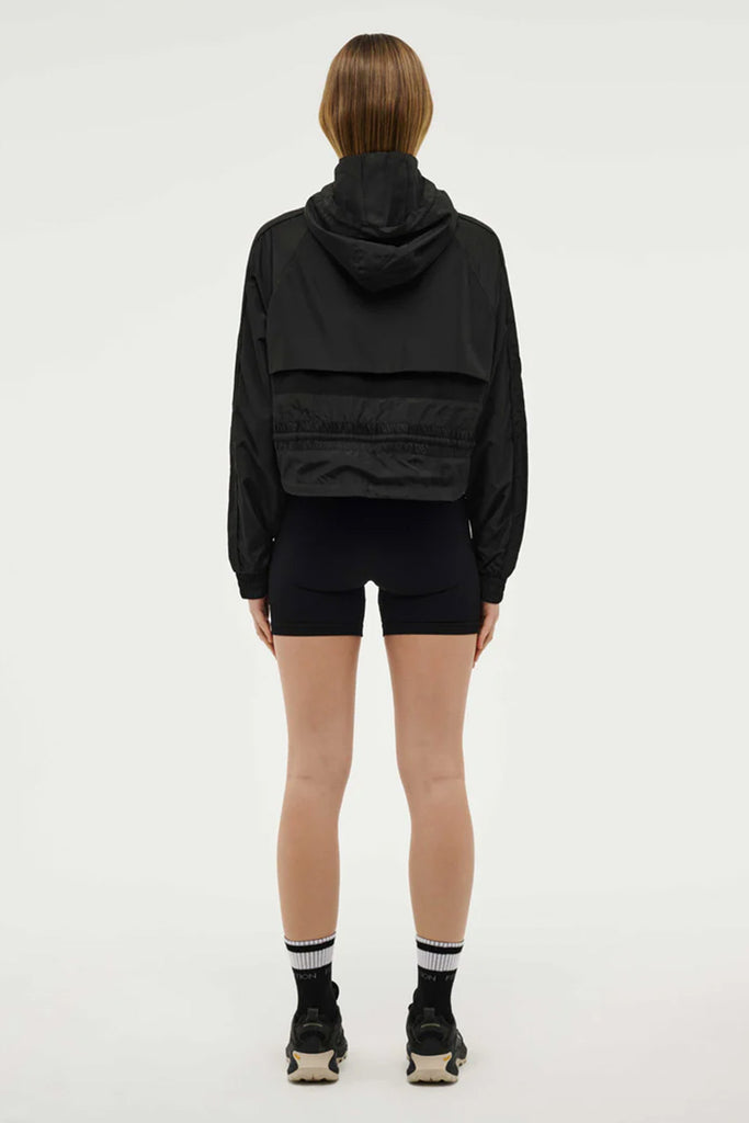 Cropped Man Down Jacket | Black