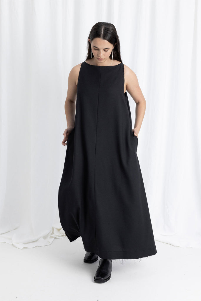 Raw Edge Shift | Black