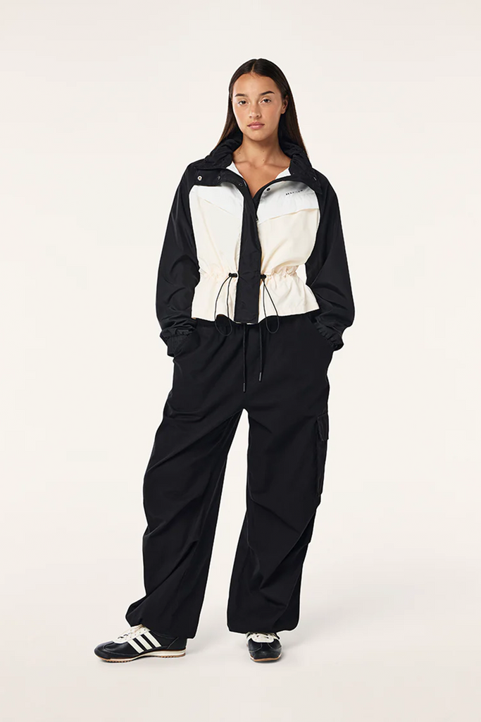 Shelter Jacket | Black/White