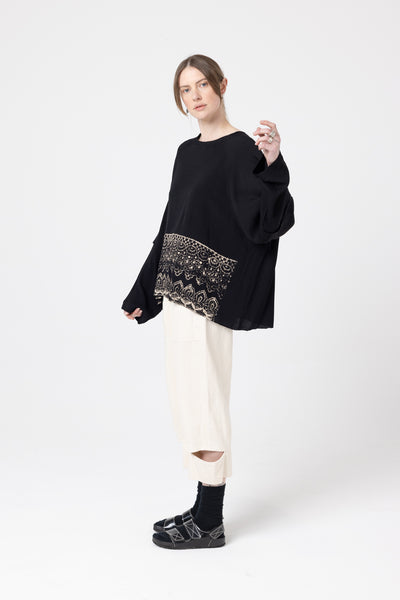 Minimal Sweater | Black Lace Print