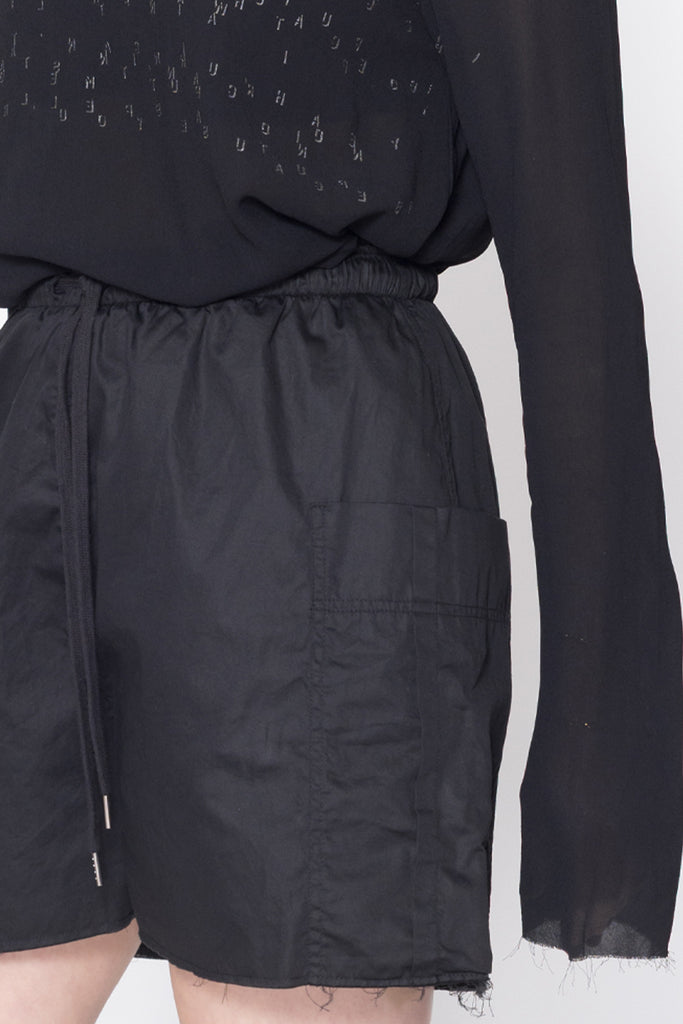 Persona Shorts | Black