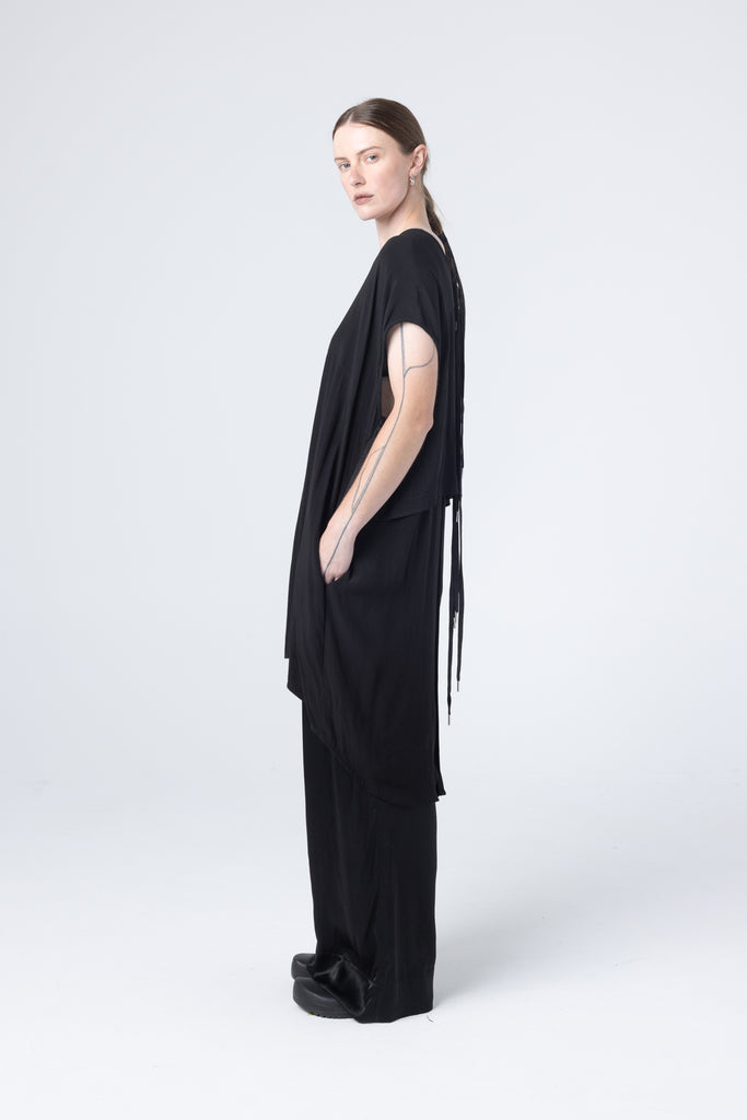 One Line Tunic | Black Oil