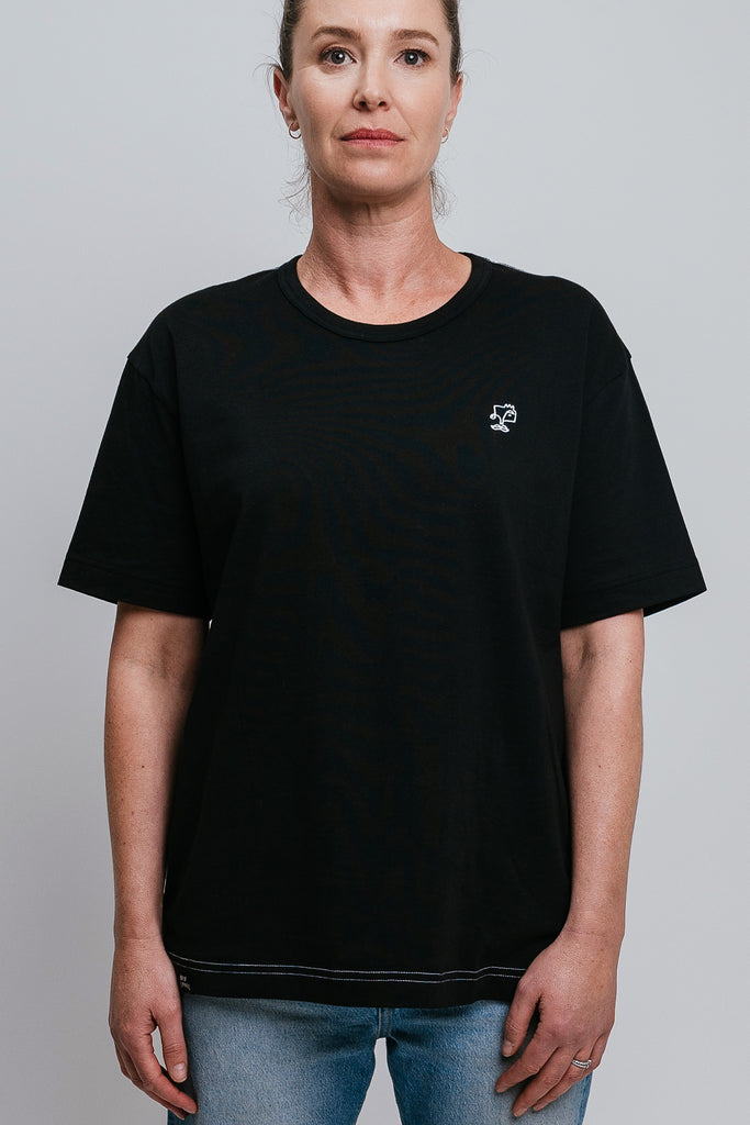 Friend Tee | Black