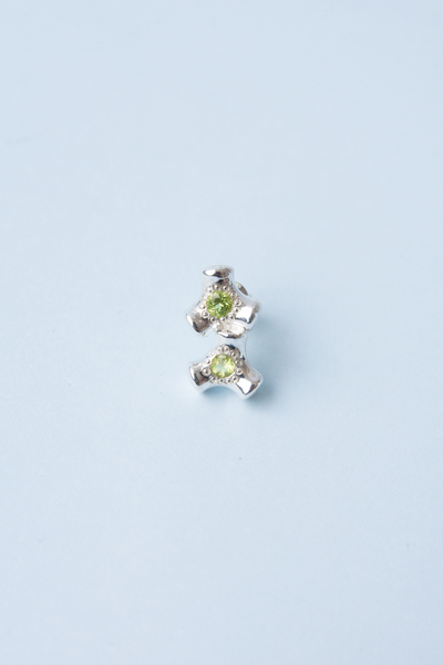 Double Knuckle Stud | Peridot