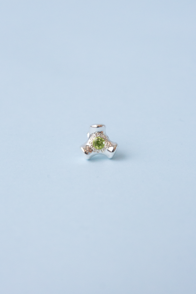 Knuckle Stud | Peridot