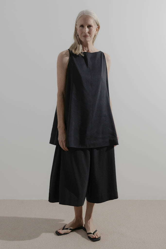 Long Line Short | Black Silk Linen - Company Store