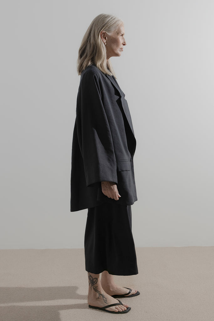 Soft Blazer | Black Silk Linen