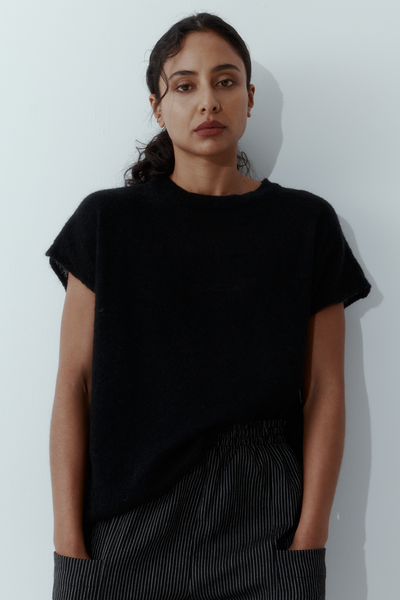 Louie Vest | Black