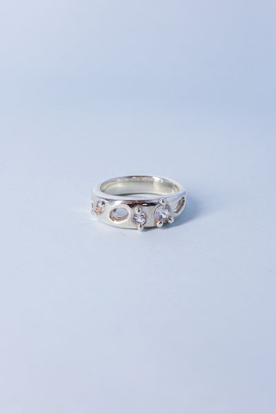 Cavity Ring | Silver/White Sapphire