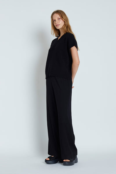 Violet Vest | Black