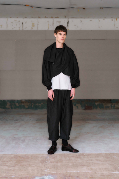 Awasu Top | Black