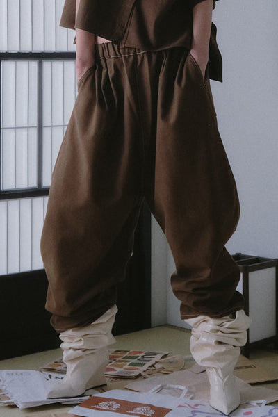 Kaguya Cropped Pants | Cedar